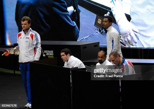 Jerome ROUSSAT / Gauthier GRUMIER / Jerome JEANNET / Jean Michel LUCENAY / Eric SRECKI - France / Etats Unis - - Finale Epee Hommes par equipe -...