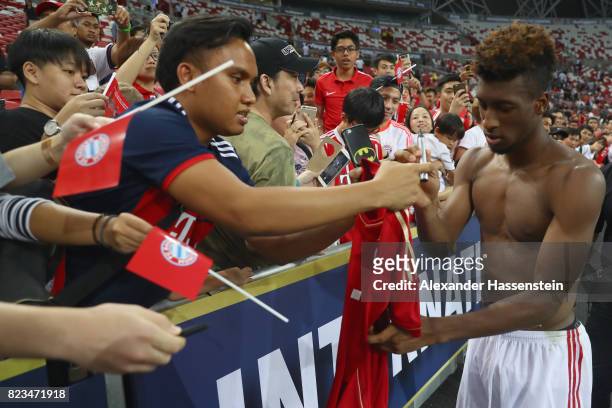 Kingsley Coman of Bayern Muenchen celebrates with the Bayern Muenchen supporters after the International Champions Cup 2017 match between Bayern...