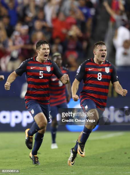 Jordan Morris of United States celebrates after scoring the second goal of his team during the CONCACAF Gold Cup 2017 final match between United...