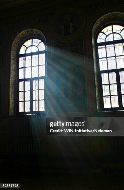 sunlight radiating through a window - sun rays through window stock pictures, royalty-free photos & images