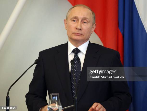 Russian President Vladimir Putin holds a joint press conference with Finland's President Sauli Niinisto July 27, 2017 in Savonlinna, Finland. Putin...