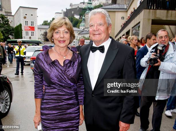 Former German President Joachim Gauck and his partner Daniela Schadt attend the 'La Clemenzia di Tito' premiere during the Salzburg Festival 2017 on...