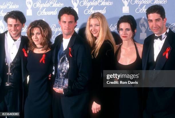 Matt LeBlanc, Jennifer Aniston, Matthew Perry, Lisa Kudrow, Courtney Cox and David Schwimmer of the TV show Friend's attend the 21st Annual People's...