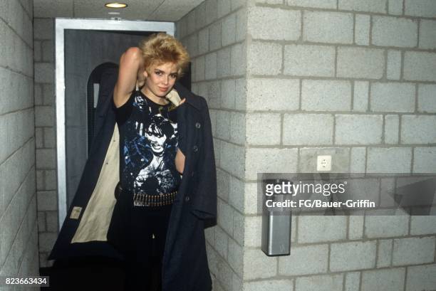Kim Wilde back stage at the CCH Saal Hamburg on March 15, 1985 in Hamburg, Federal Republic of Germany. 170612F1