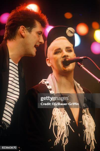 Tony Hadley and Boy George at the Prince's Trust Concert on June 05, 1987 in London, United Kingdom. 170612F1