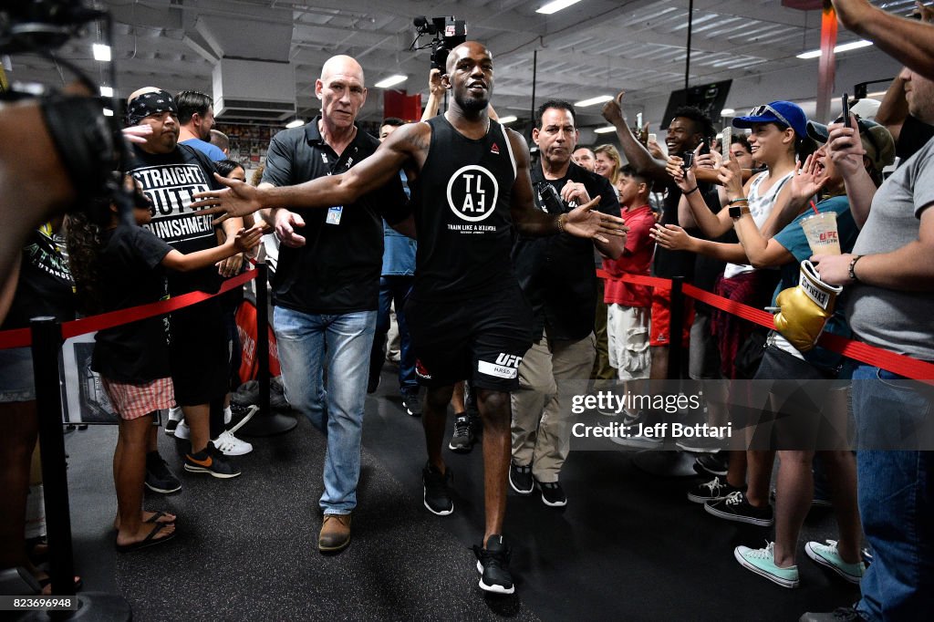 UFC 214: Open Workouts