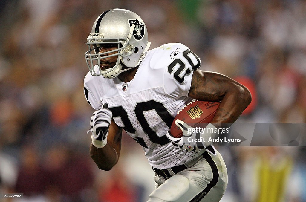 Oakland Raiders v Tennessee Titans