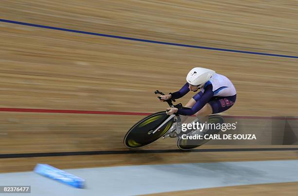 Track cyclist Sarah hammer of the US competes in the 2008 Beijing Olympic Games women's individual pursuit first round at the Laoshan Velodrome in...