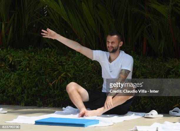 Marcelo Brozovic of FC Internazionale in action during a training session at Mandarin Oriental Hotel on July 28, 2017 in Singapore.