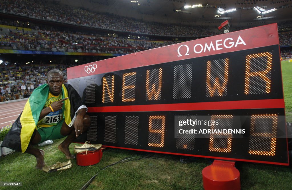 OLY-2008-ATHLETICS-100M-FINAL