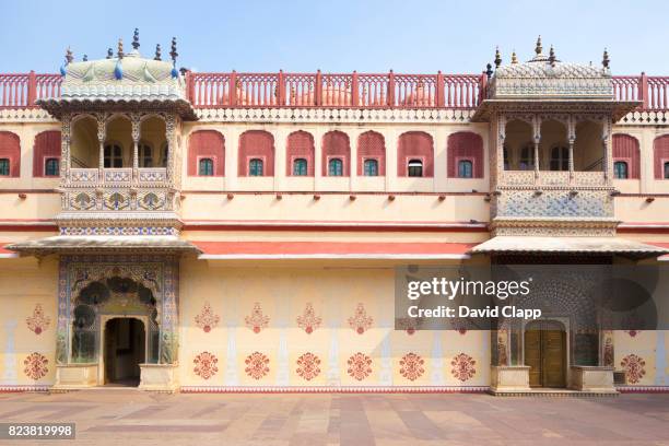 the city palace, jaipur, rajasthan, india - jaipur city palace stock pictures, royalty-free photos & images