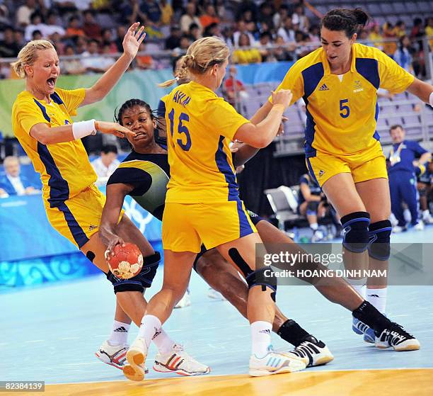 57 Sara Holmgren Photos & High Res Pictures - Getty Images