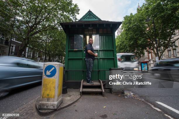 Hackney Driver 377 Driver 1914 Stock Photos, High-Res Pictures, and Images - Getty Images