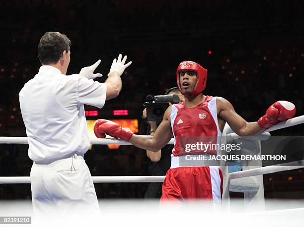 Referee Box Photos and Premium High Res Pictures - Getty Images