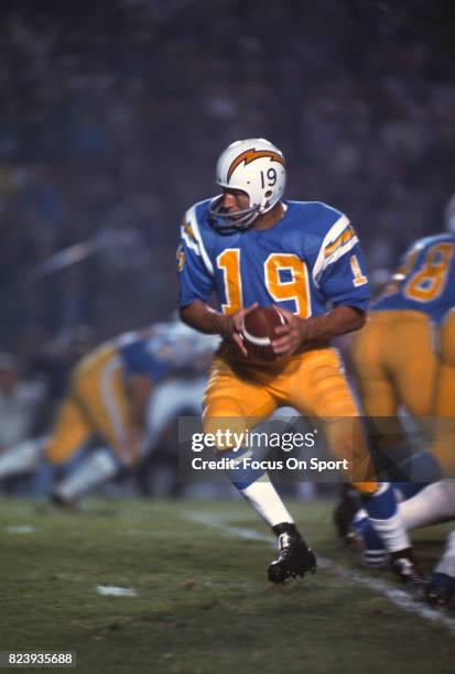 Quarterback Johnny Unitas of the San Diego Charger in action against the Los Angeles Rams during an NFL football game circa 1973 at Jack Murphy...