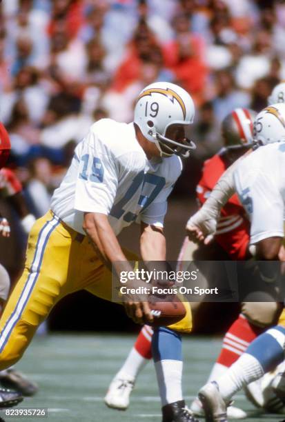 Quarterback Johnny Unitas of the San Diego Charger in action against the San Francisco 49ers during an NFL football game circa 1973 at Candlestick...