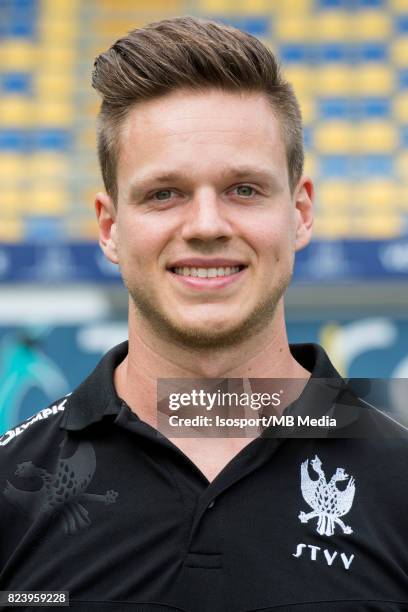 Sint-Truiden, Belgium / Photoshoot Stvv 2017 - 2018 / "nYannick Strauven"n© Isosport