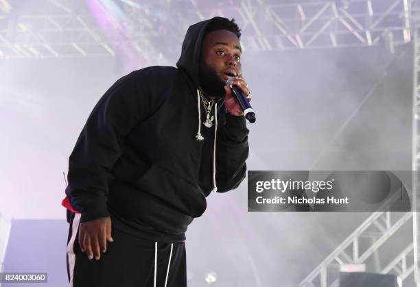 Gray Rizzy Rapper 1,350 Randall Hunt Photos & High Res Pictures - Getty Images