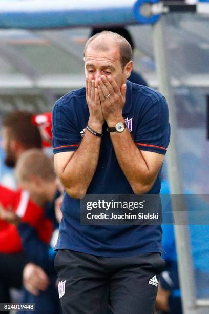 Coach Joe Enochs of Osnabrueck during the 3. Liga match between VfL Osnabrueck and SV Wehen Wiesbaden at Bremer Bruecke on July 28, 2017 in...