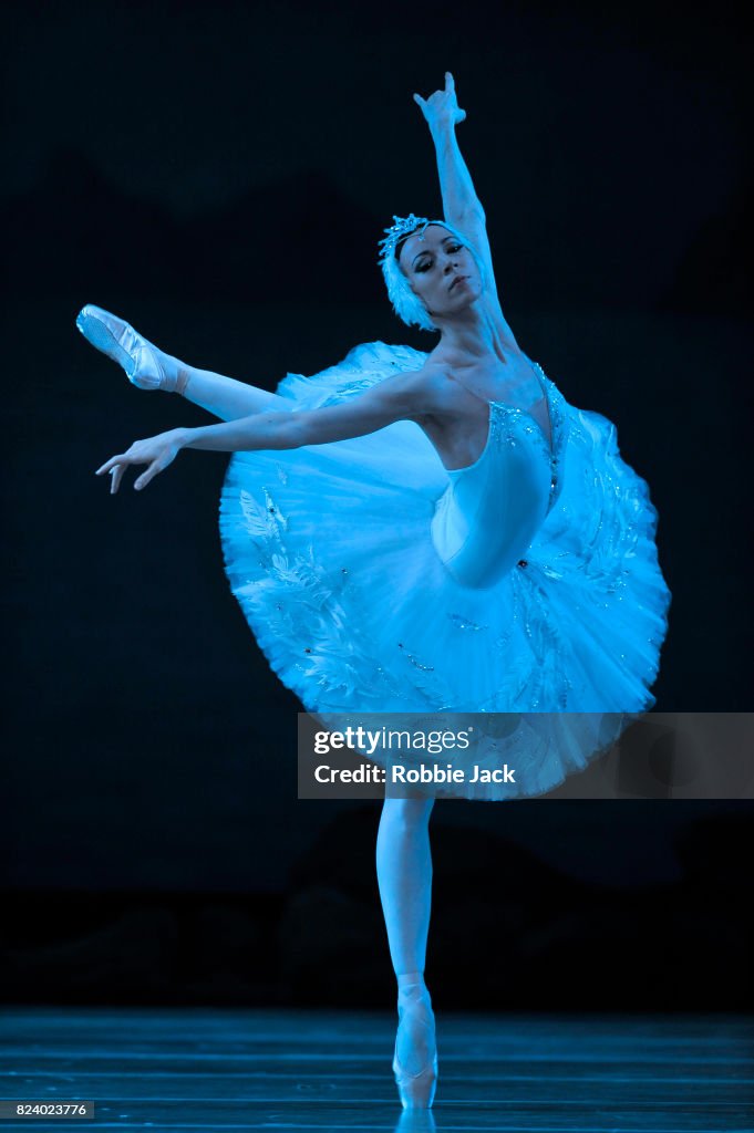 Mariinsky's Production Of Swan Lake At The Royal Opera House