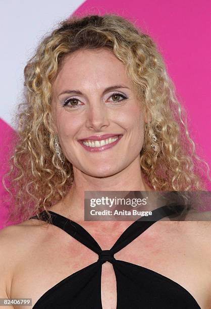 Actress Barbara Lanz attends a photocall to the new German television SAT.1 telenovela 'Anna und die Liebe' on August 18, 2008 in Berlin, Germany.