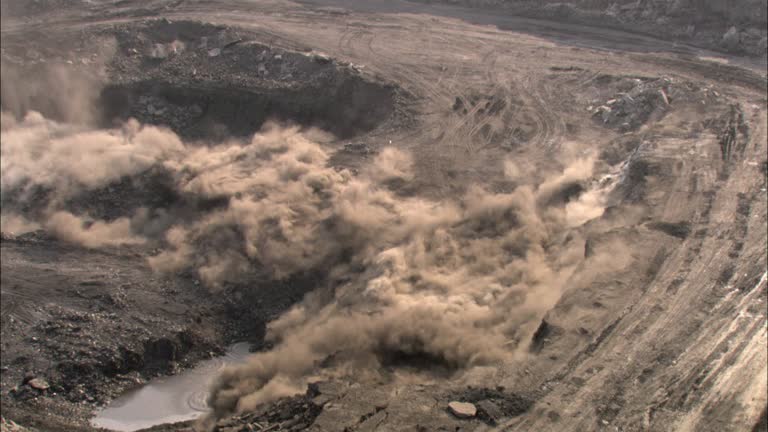 Exploding Coal 480 Mining In India Stock Videos, Footage, & 4K Video Clips - Getty Images