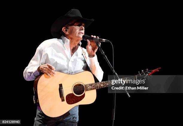 Recording artist George Strait mixes up his Two Nights of Number Ones performing all 60 No. 1's as part of his Strait to Vegas Exclusive Worldwide...