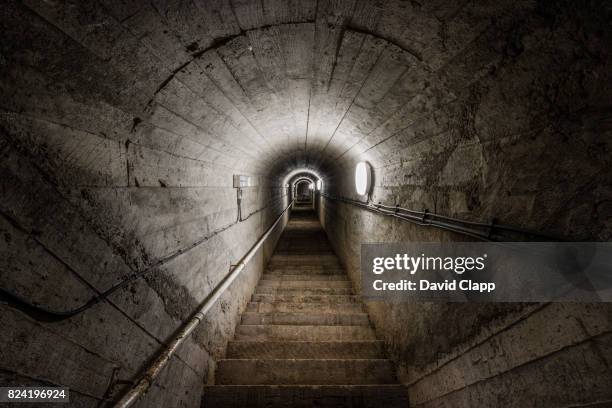 old wartime tunnel, st aubin, jersey - shelter fotografías e imágenes de stock