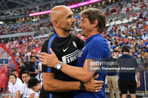 Head coach of FC Interernazionale Luciano Spalletti and Chelsea FC team manager Antonio Conte talks during the International Champions Cup match...