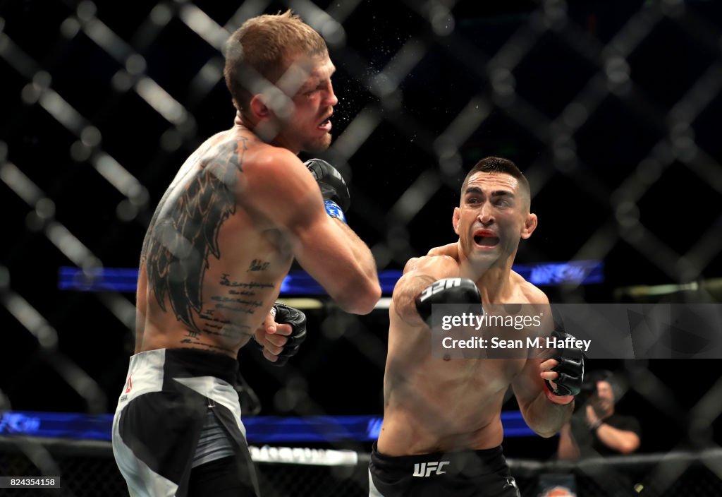 UFC 214 Ricardo Lamas vs. Jason Knight