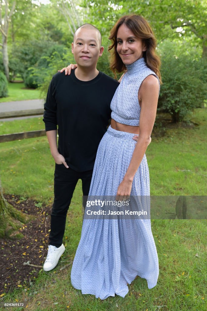 NET-A-PORTER Co-Hosts The GOOD+ Foundation's Hamptons Summer Dinner - Arrivals