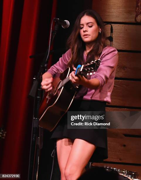 Emily Roddell Singer Emily Hodges Photos and Premium High Res Pictures - Getty Images