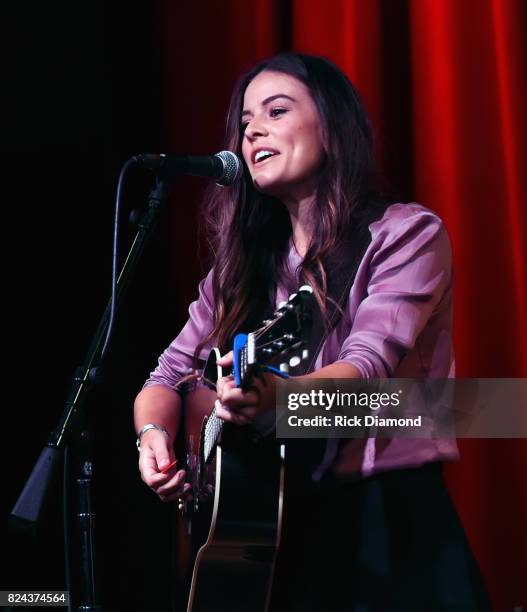 Emily Roddell Singer Emily Hodges Photos and Premium High Res Pictures - Getty Images