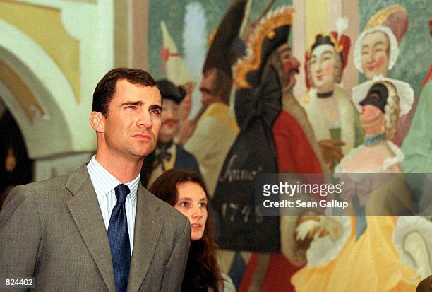 Spanish Crown Prince Felipe inspects the Hall of Masks May 5, 2001 in Krumlov castle of the historic town of Cesky Krumlov, Czech Republic.