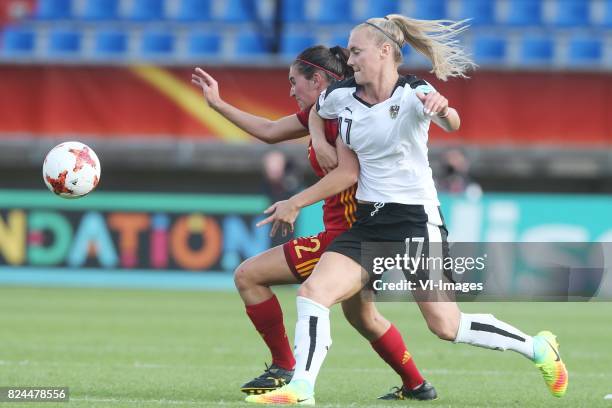 Mariona Caldentey of Spain, Sarah Puntigam of Austria women during the UEFA WEURO 2017 quarter finale match between Austria and Spain at Koning...