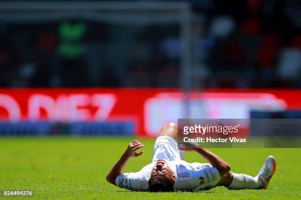 Ivan Piris of Leon reacts after being injured during the 2nd round match between Toluca and Leon as part of the Torneo Apertura 2017 Liga MX at...