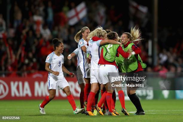 The England team celebrate victory after the UEFA Women's Euro 2017 Quarter Final match between France and England at Stadion De Adelaarshorst on...