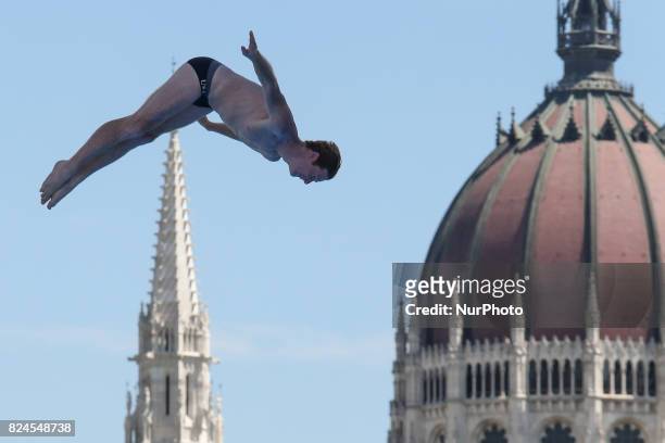 Andy Jones , competes in round 3 of the men's High Diving competition at the 2017 FINA World Championships in Budapest, on July 30, 2017.