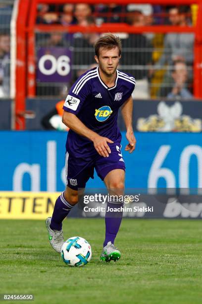 Konstantin Engel of Osnabrueck during the 3. Liga match between VfL Osnabrueck and SV Wehen Wiesbaden at Bremer Bruecke on July 28, 2017 in...