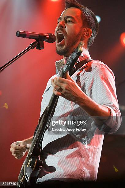 Vocalist/Guitarist Mike Shinoda of Linkin Park performs live in concert during the Projekt Revolution Tour at the Verizon Wireless Music Center on...