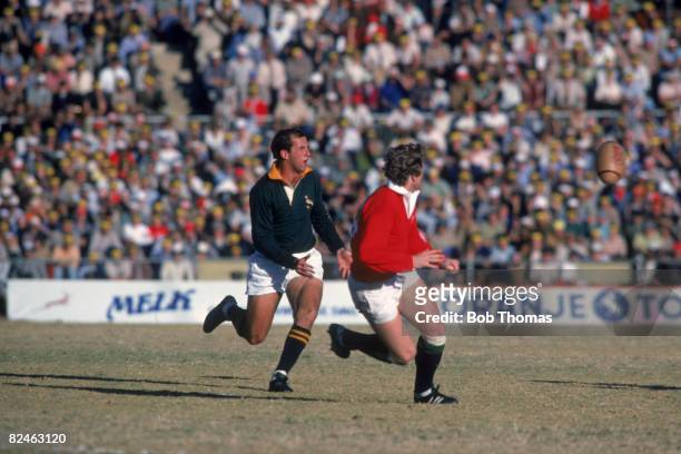 South African rugby player Gysie Pienaar, a fullback for the Springboks, during the 2nd test match against the British Lions, 16th June 1980.