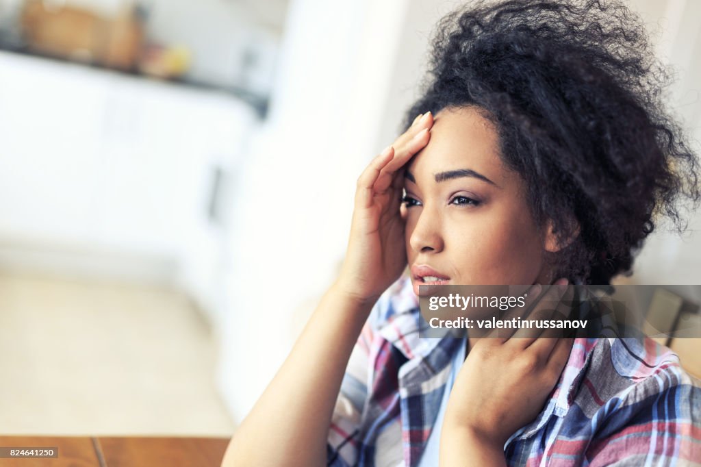 Woman having headache