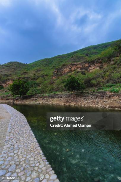 Aym Razat Razat Photos and Premium High Res Pictures - Getty Images