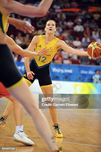 Belinda Snell of Australia passes against the Czech Republic during day 1 of the women's quater-finals basketball game at the 2008 Beijing Olympic...