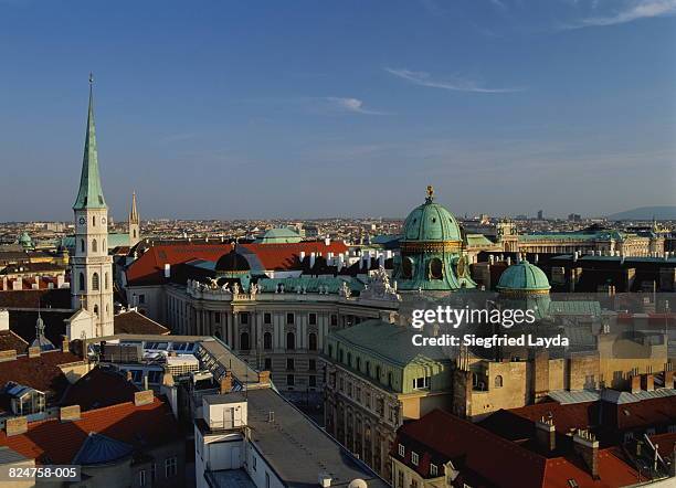 austria, vienna, michaelerkirche and hofburg, elevated view - hofburg wien stock pictures, royalty-free photos & images