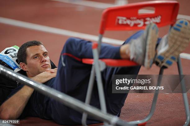 Brad Walker competes during the men's Pole vault qualifiers at the National stadium as part of the 2008 Beijing Olympic Games on August 20, 2008. AFP...