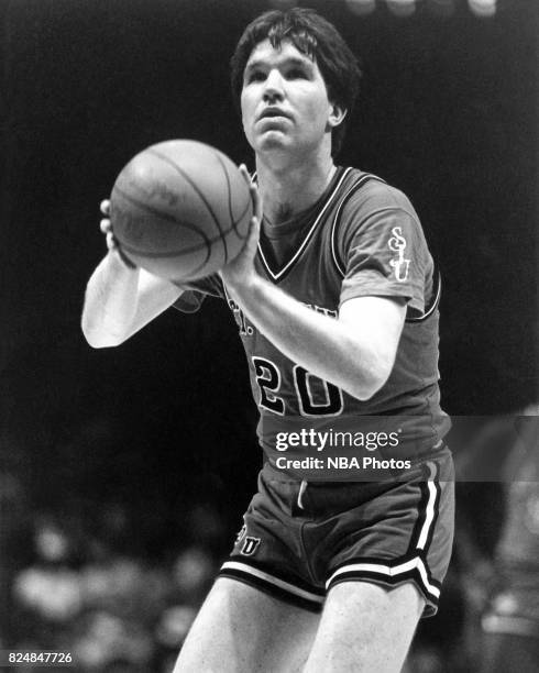 Chris Mullin of St. John's University shoots a foul shot during a game at St. John's University in Queens, New York circa 1985. NOTE TO USER: User...