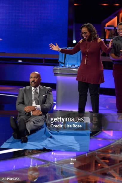 Episode 105" - The seed-funding competition reality series "Steve Harvey's FUNDERDOME" featuring two aspiring inventors going head-to-head to win...