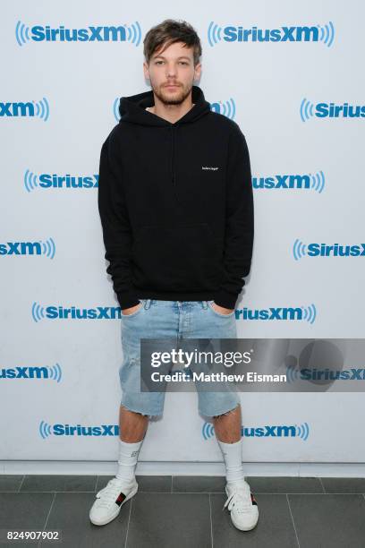 Singer Louis Tomlinson of the band One Direction visits SiriusXM Studios on July 31, 2017 in New York City.