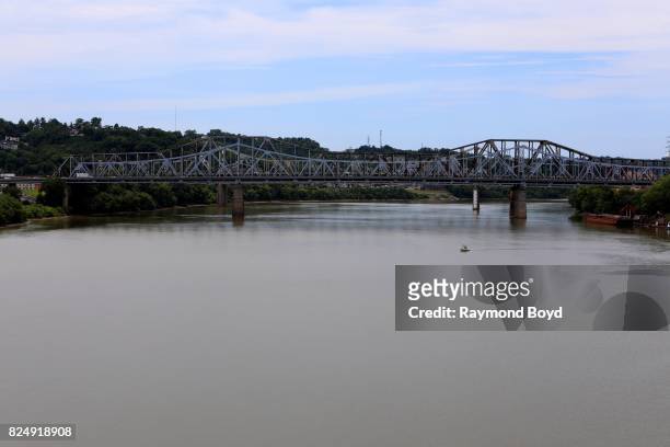 The Clay Wade Bailey bridge, spanning the Ohio River between Cincinnati, Ohio and Covington, Kentucky from the Cincinnati side in Cincinnati, Ohio on...